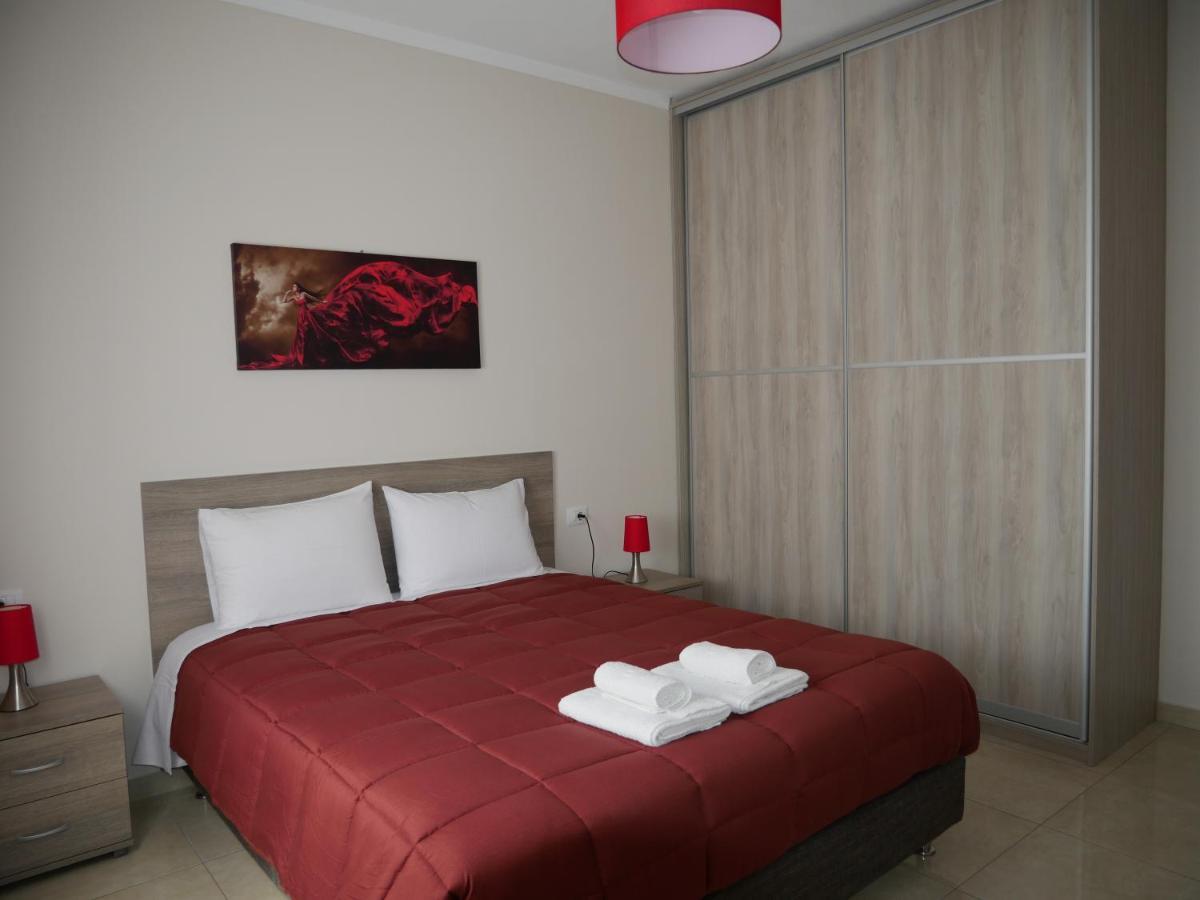 Roza'S Family House Apartment Imerovigli  Exterior photo